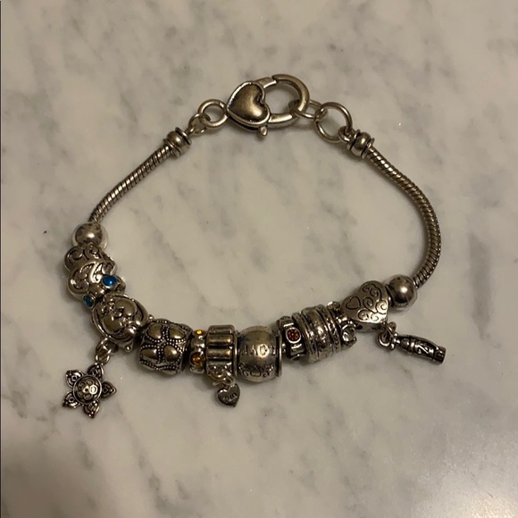 LAST CHANCE Charm Bracelet - Picture 1 of 6